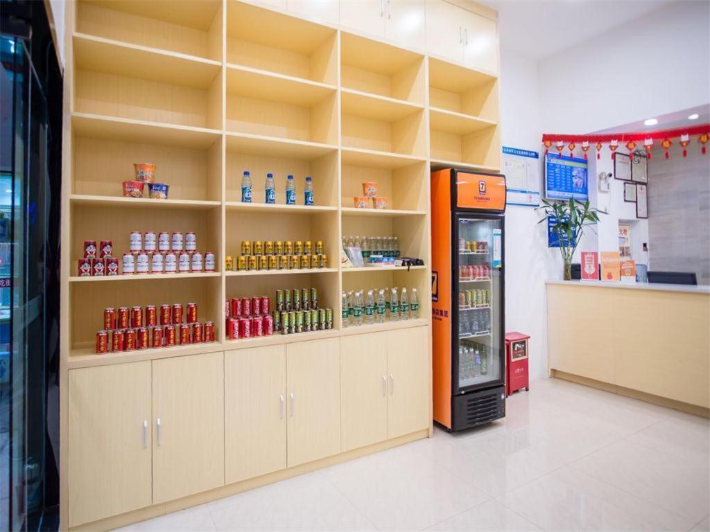 7 Days Premium Jiangmen Diwang Plaza Branch Hotel Luaran gambar